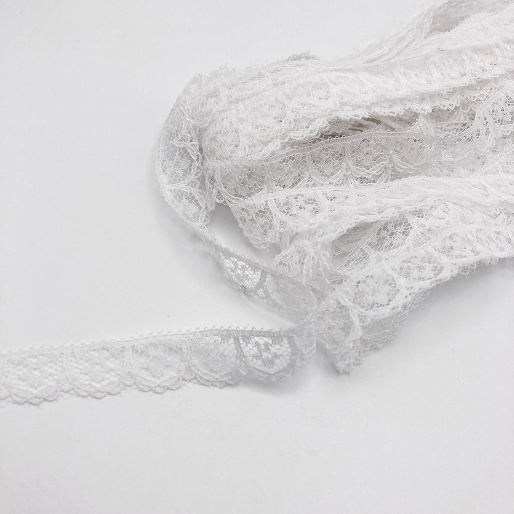 5/8" White Scalloped Lace