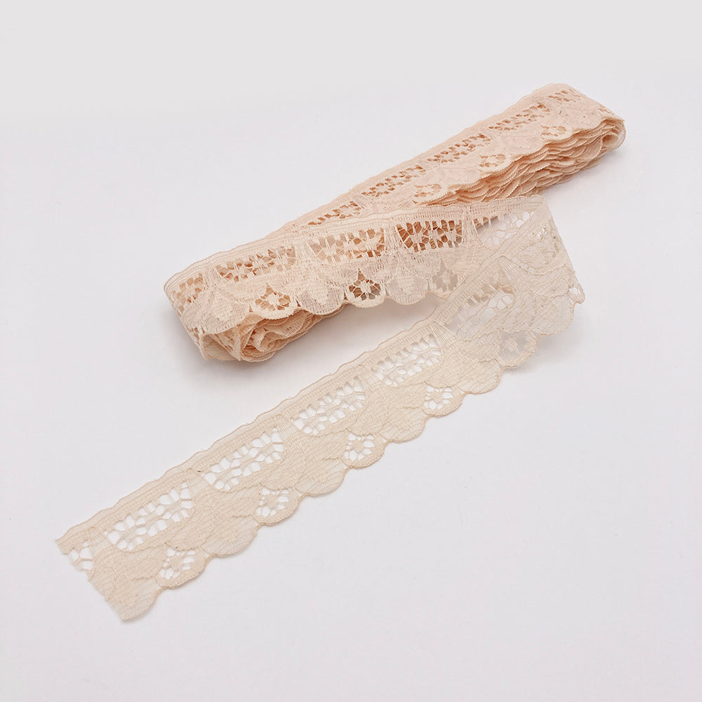 1-1/4" Light Peach Lace