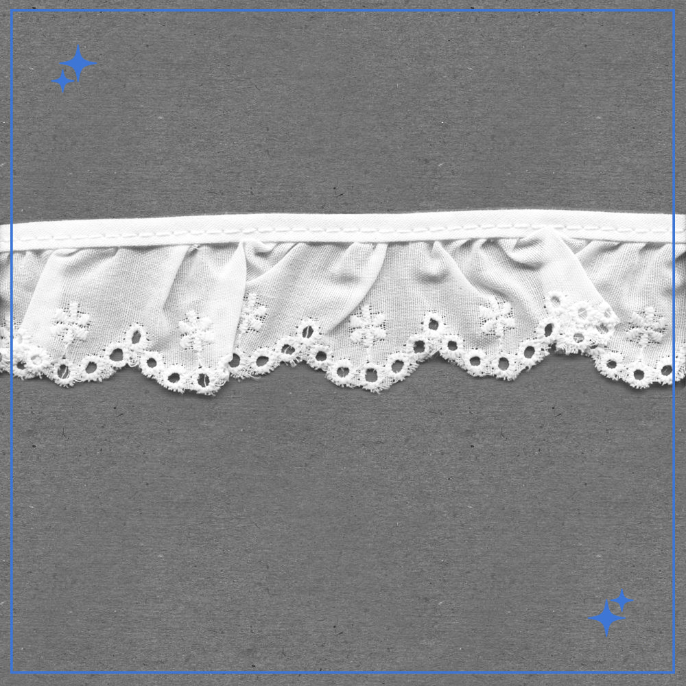 1-1/4" White Eyelet