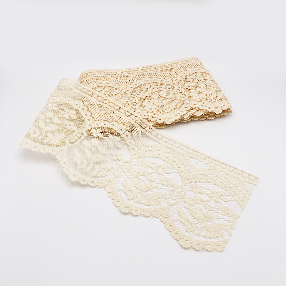 4-1/2" Ivory Medallion Lace